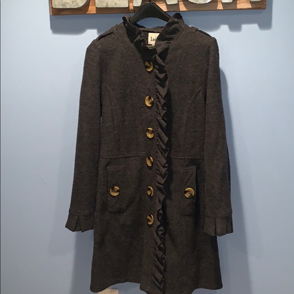 luii wool ruffle coat